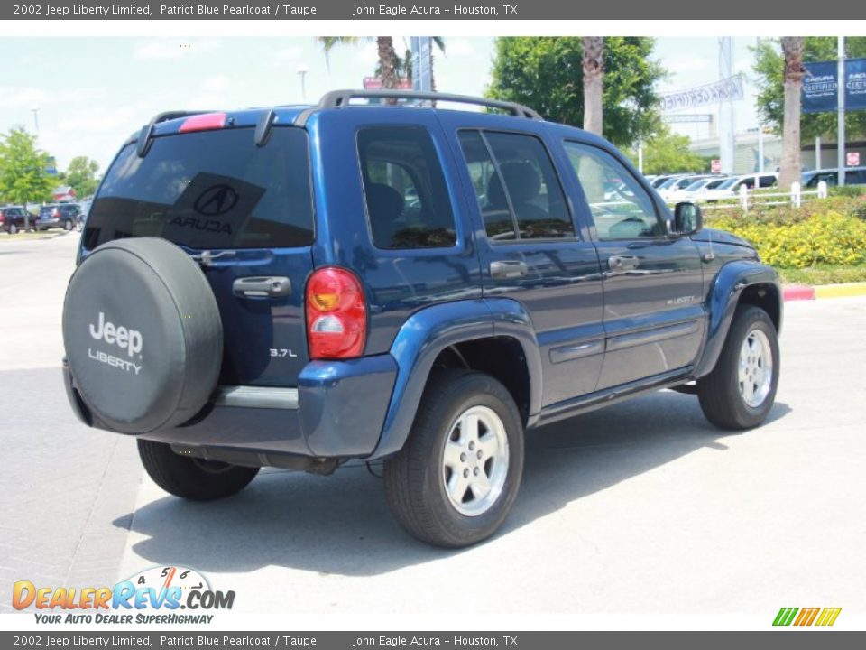 2002 Jeep Liberty Limited Patriot Blue Pearlcoat / Taupe Photo #8