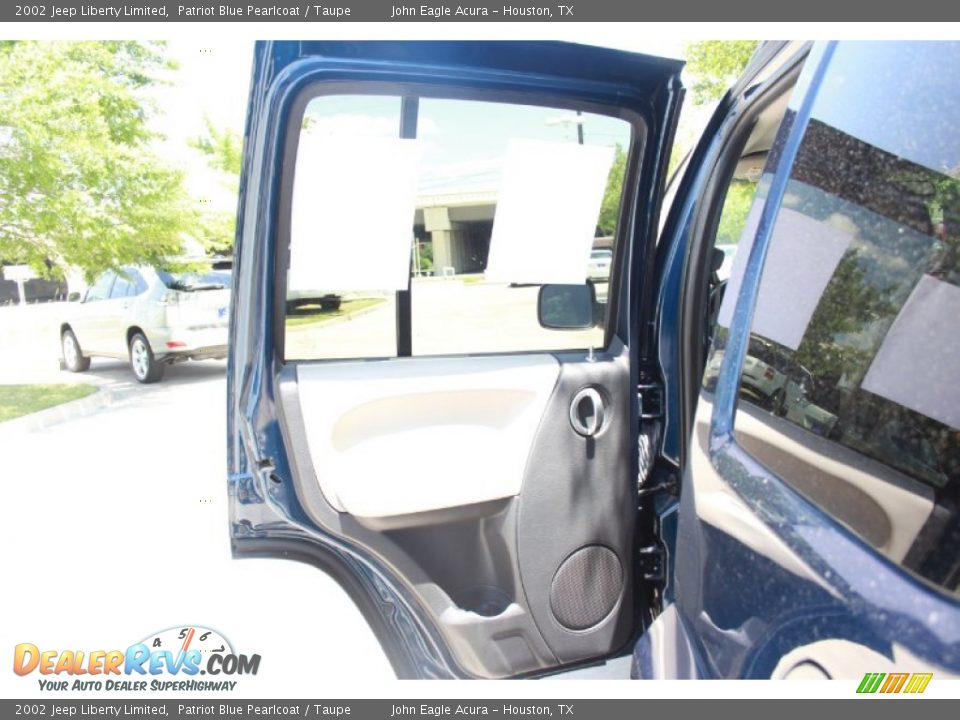 2002 Jeep Liberty Limited Patriot Blue Pearlcoat / Taupe Photo #11