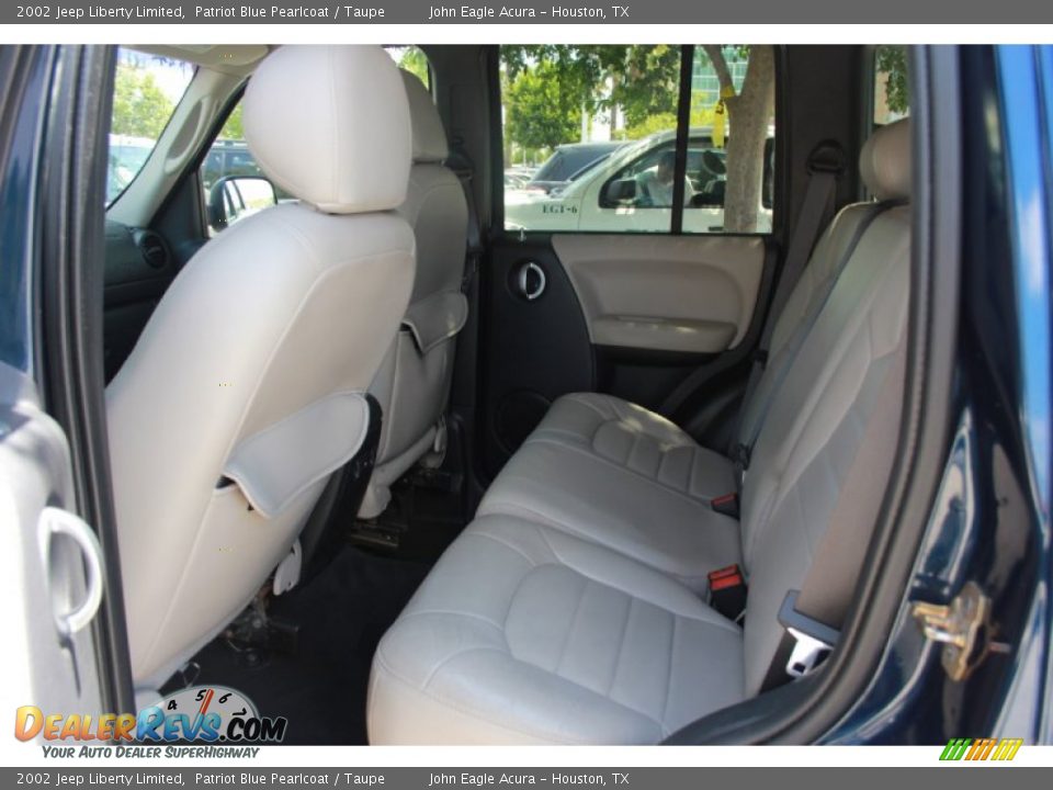 2002 Jeep Liberty Limited Patriot Blue Pearlcoat / Taupe Photo #12