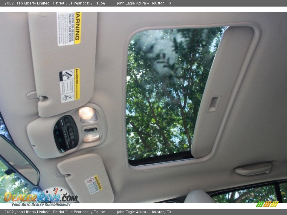 2002 Jeep Liberty Limited Patriot Blue Pearlcoat / Taupe Photo #20