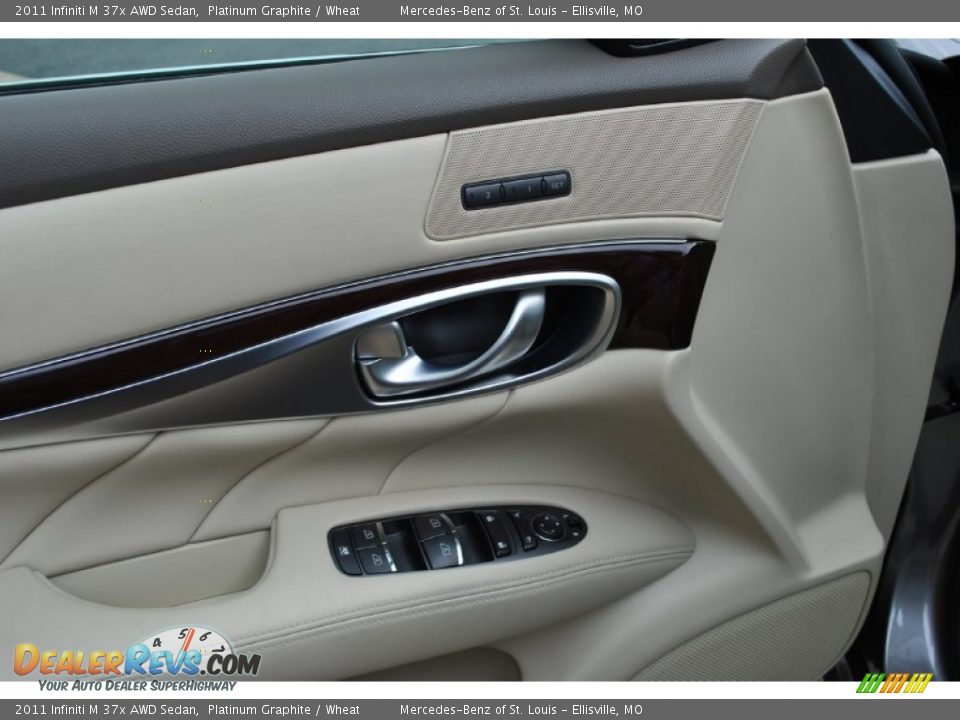 2011 Infiniti M 37x AWD Sedan Platinum Graphite / Wheat Photo #17