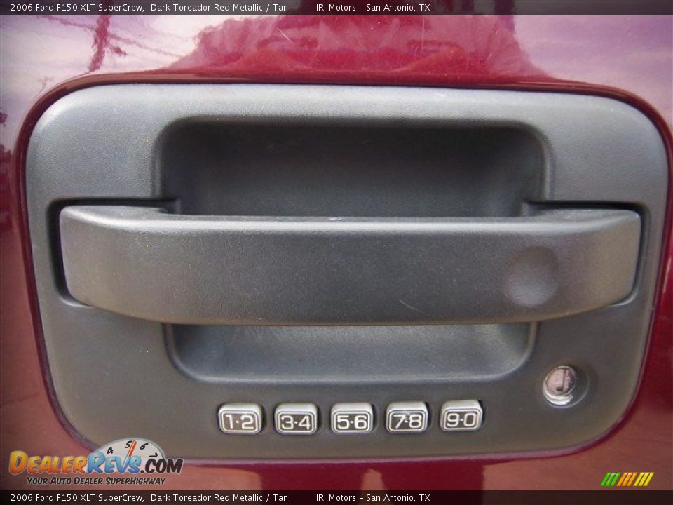 2006 Ford F150 XLT SuperCrew Dark Toreador Red Metallic / Tan Photo #11
