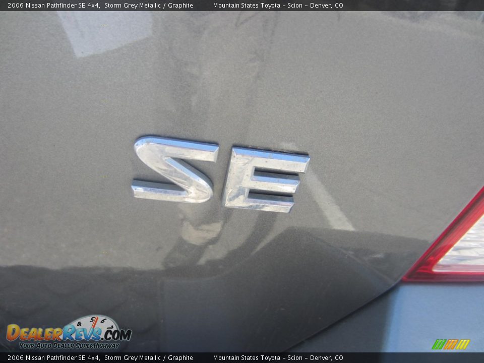 2006 Nissan Pathfinder SE 4x4 Storm Grey Metallic / Graphite Photo #2