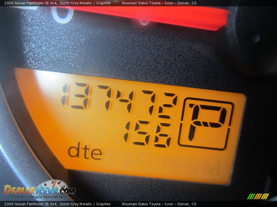 2006 Nissan Pathfinder SE 4x4 Storm Grey Metallic / Graphite Photo #8