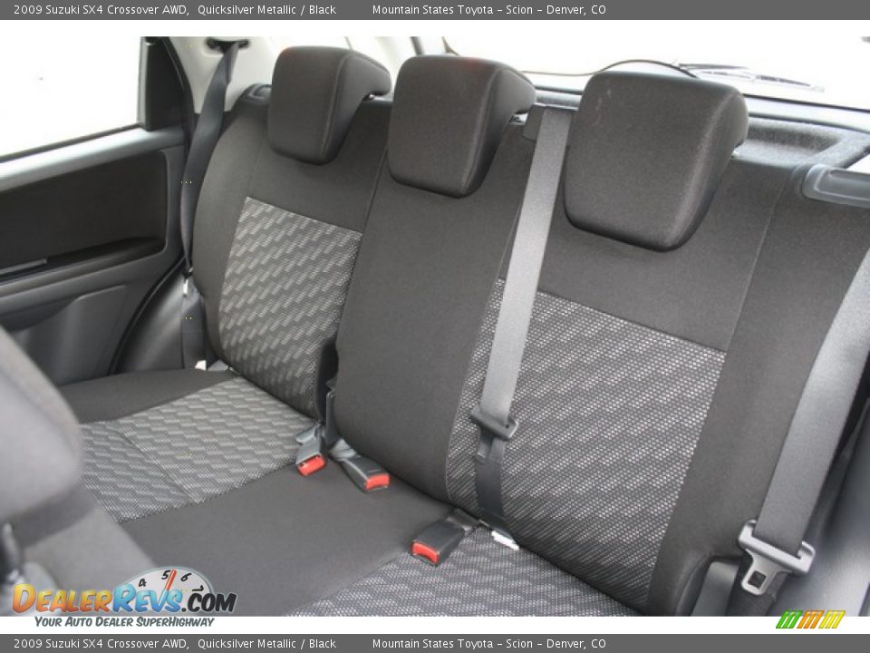 2009 Suzuki SX4 Crossover AWD Quicksilver Metallic / Black Photo #19