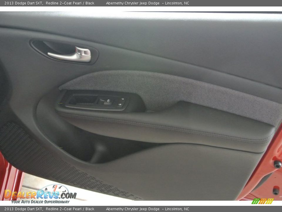 2013 Dodge Dart SXT Redline 2-Coat Pearl / Black Photo #17
