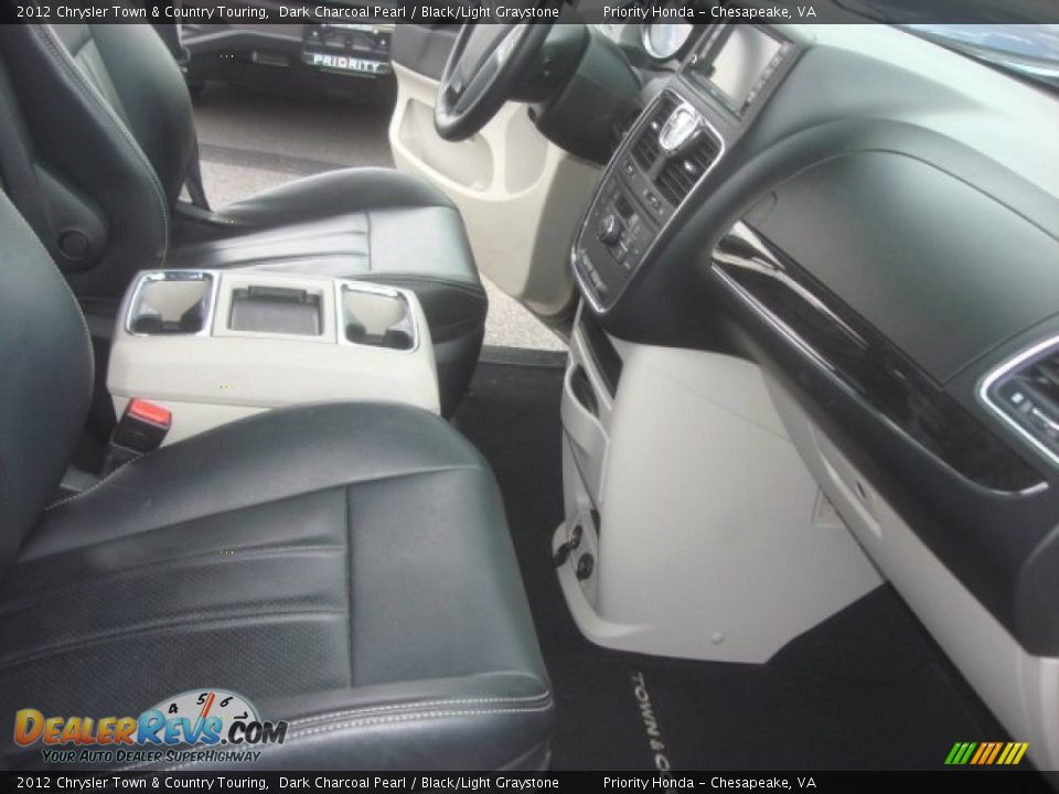 2012 Chrysler Town & Country Touring Dark Charcoal Pearl / Black/Light Graystone Photo #15