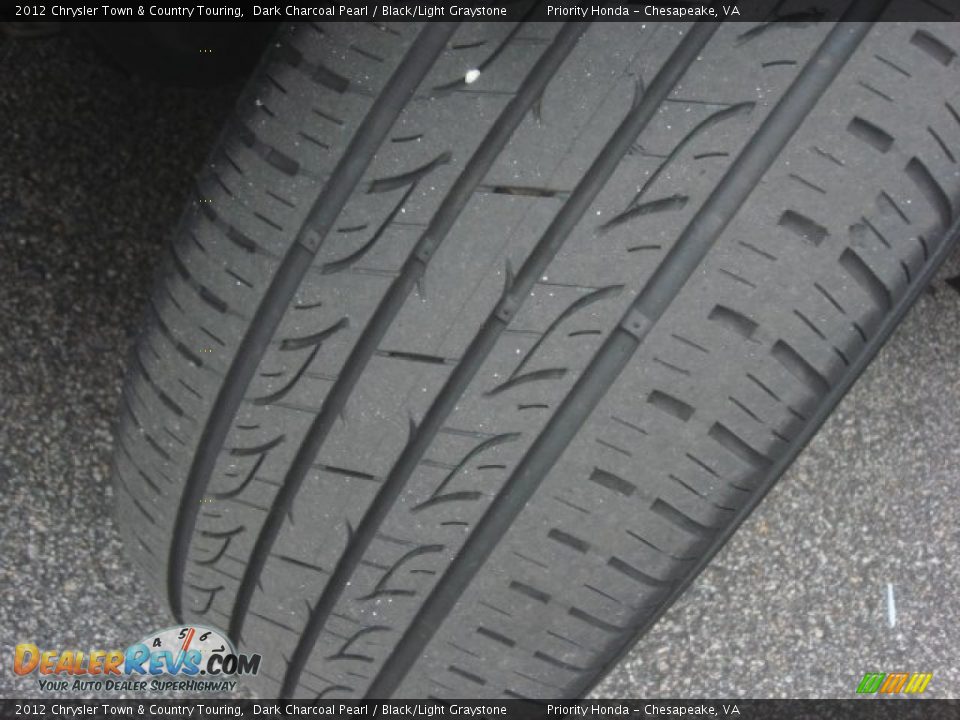 2012 Chrysler Town & Country Touring Dark Charcoal Pearl / Black/Light Graystone Photo #27