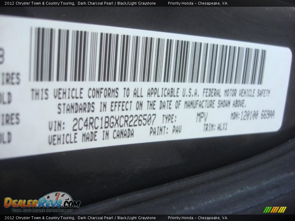 2012 Chrysler Town & Country Touring Dark Charcoal Pearl / Black/Light Graystone Photo #29