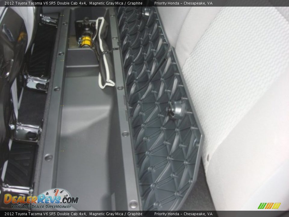 2012 Toyota Tacoma V6 SR5 Double Cab 4x4 Magnetic Gray Mica / Graphite Photo #11