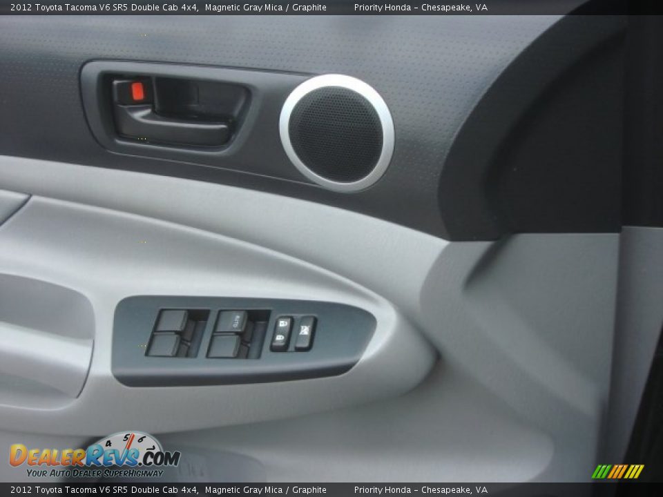 2012 Toyota Tacoma V6 SR5 Double Cab 4x4 Magnetic Gray Mica / Graphite Photo #16