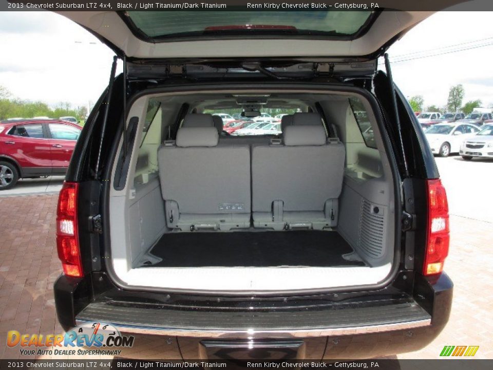 2013 Chevrolet Suburban LTZ 4x4 Black / Light Titanium/Dark Titanium Photo #22