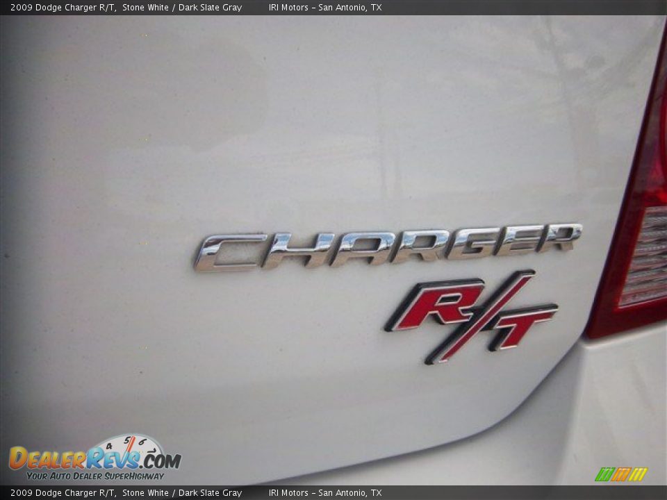 2009 Dodge Charger R/T Stone White / Dark Slate Gray Photo #8