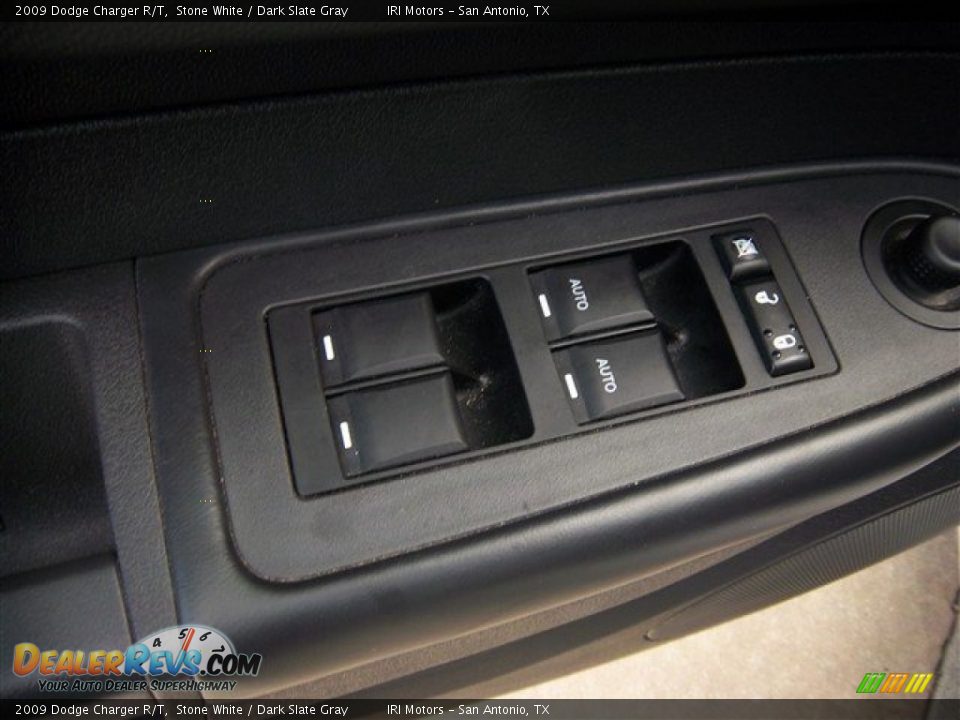 2009 Dodge Charger R/T Stone White / Dark Slate Gray Photo #13
