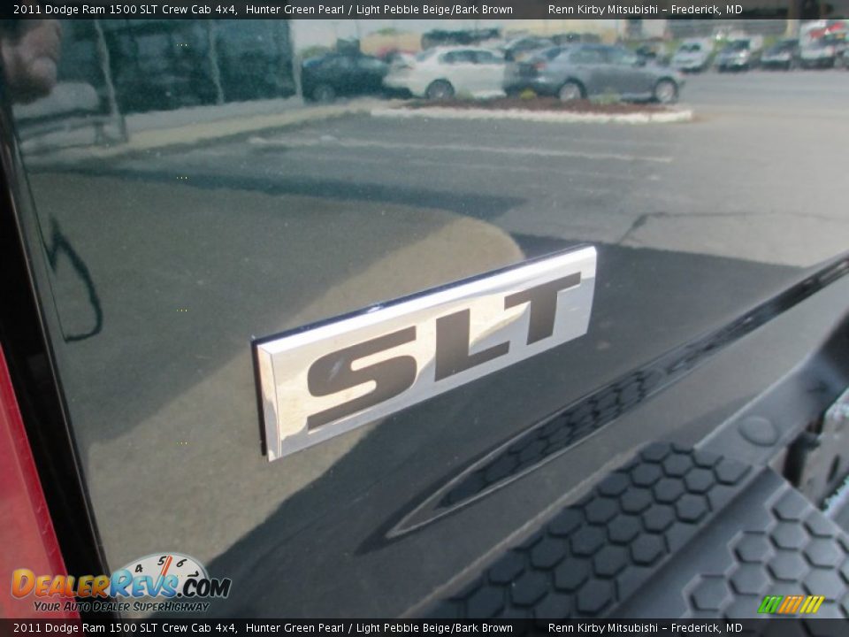 2011 Dodge Ram 1500 SLT Crew Cab 4x4 Hunter Green Pearl / Light Pebble Beige/Bark Brown Photo #12