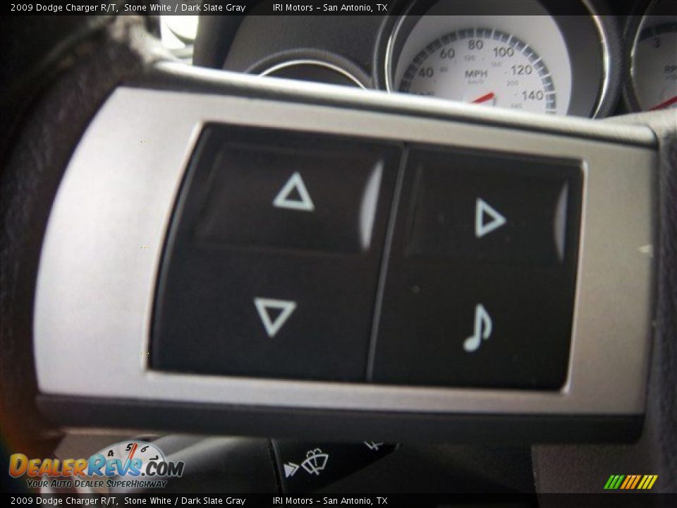 2009 Dodge Charger R/T Stone White / Dark Slate Gray Photo #26