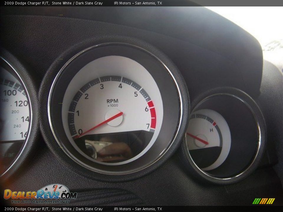 2009 Dodge Charger R/T Stone White / Dark Slate Gray Photo #28