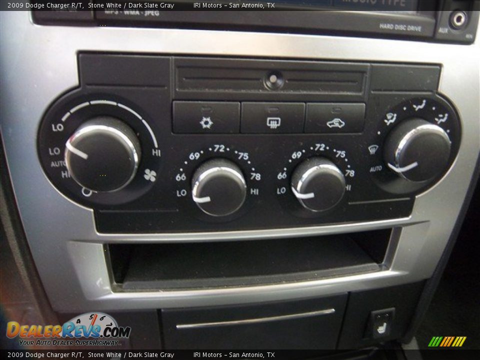 2009 Dodge Charger R/T Stone White / Dark Slate Gray Photo #30