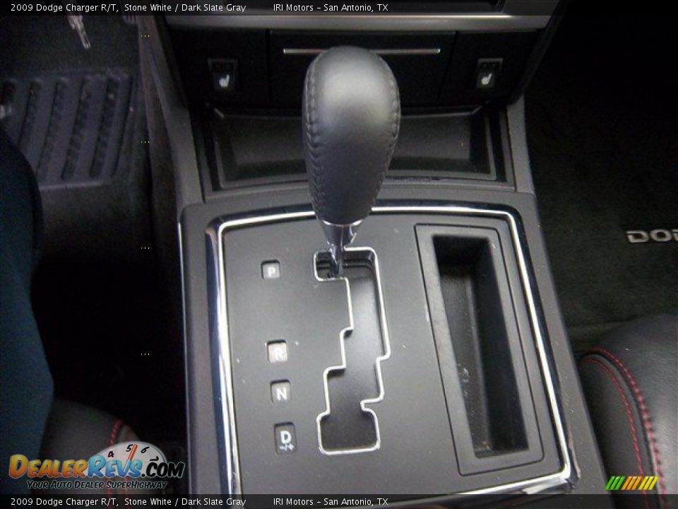 2009 Dodge Charger R/T Stone White / Dark Slate Gray Photo #31