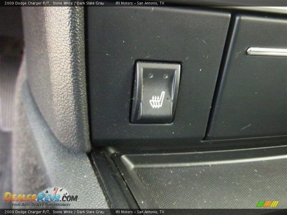 2009 Dodge Charger R/T Stone White / Dark Slate Gray Photo #32