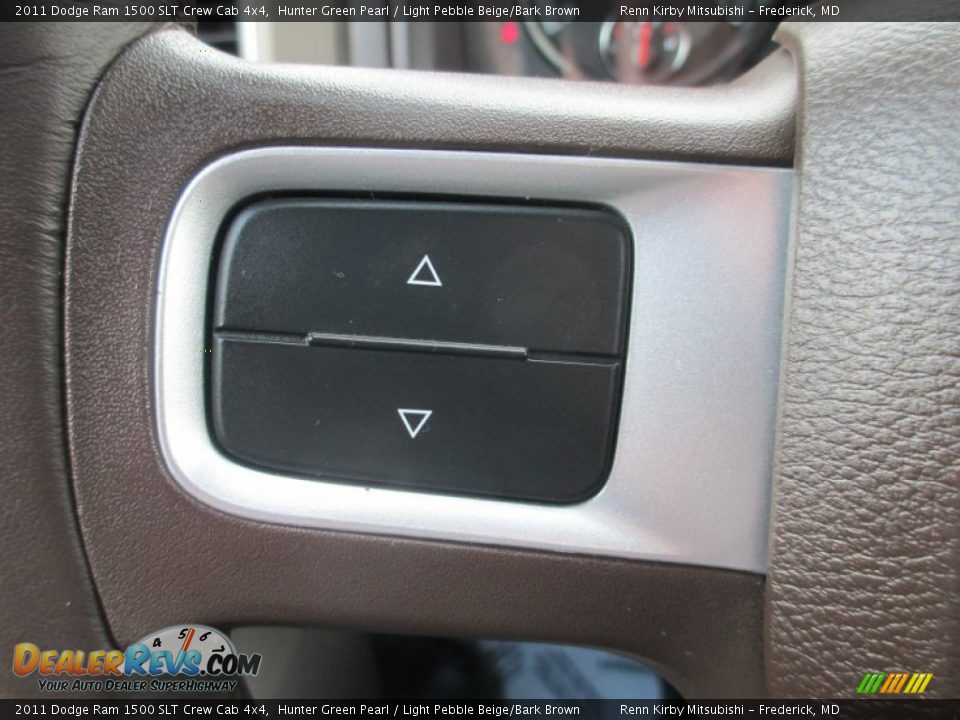 2011 Dodge Ram 1500 SLT Crew Cab 4x4 Hunter Green Pearl / Light Pebble Beige/Bark Brown Photo #28