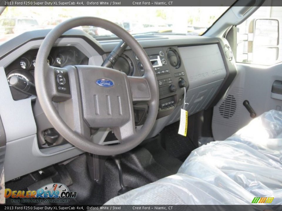 2013 Ford F250 Super Duty XL SuperCab 4x4 Oxford White / Steel Photo #4