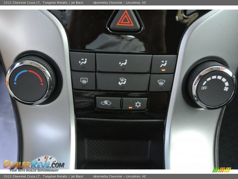 2013 Chevrolet Cruze LT Tungsten Metallic / Jet Black Photo #11