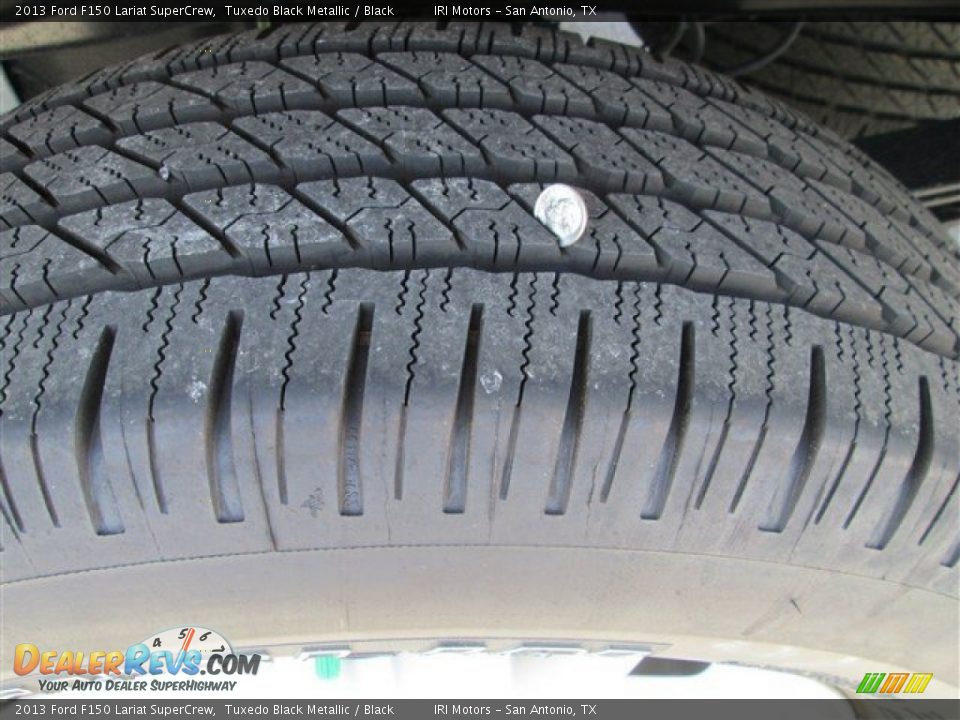 2013 Ford F150 Lariat SuperCrew Tuxedo Black Metallic / Black Photo #8