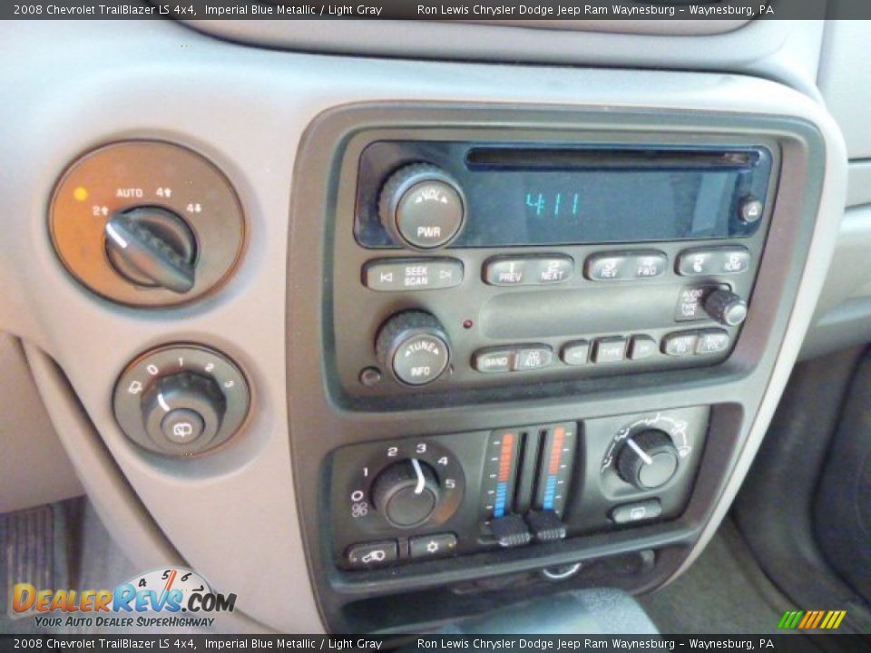 2008 Chevrolet TrailBlazer LS 4x4 Imperial Blue Metallic / Light Gray Photo #19