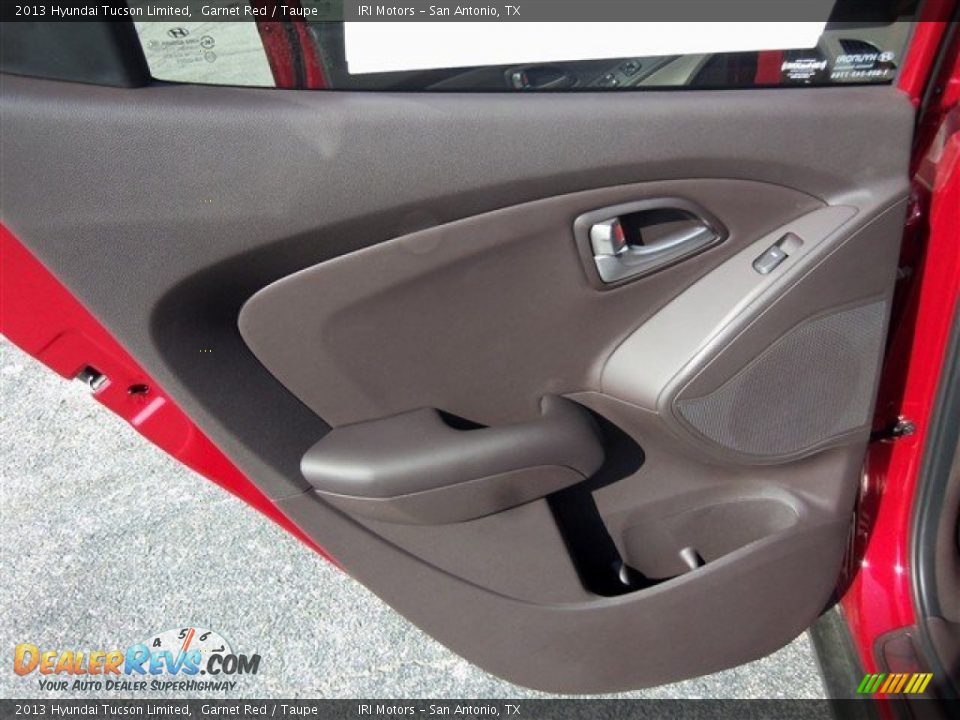 2013 Hyundai Tucson Limited Garnet Red / Taupe Photo #12