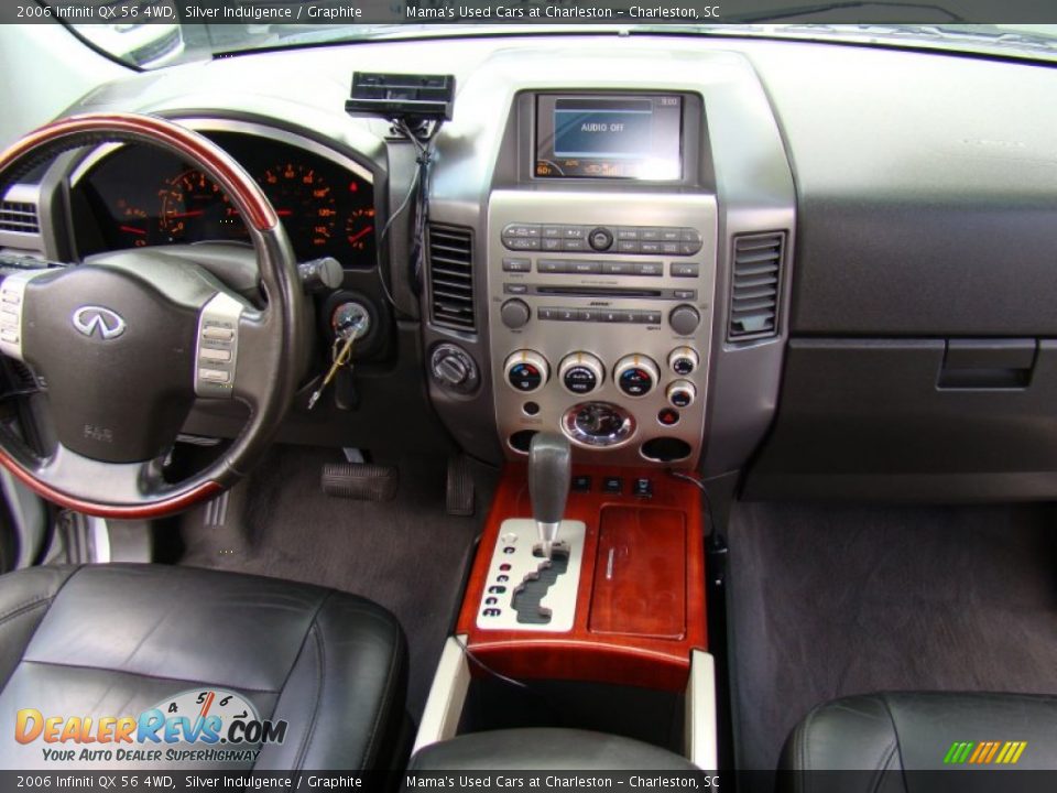 2006 Infiniti QX 56 4WD Silver Indulgence / Graphite Photo #18