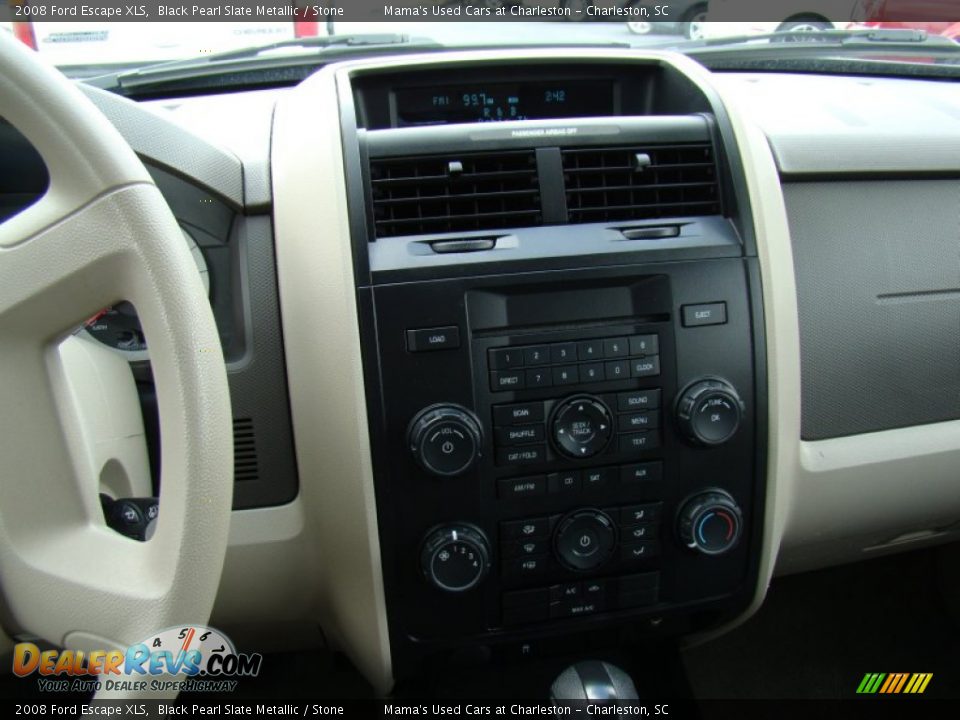 2008 Ford Escape XLS Black Pearl Slate Metallic / Stone Photo #17