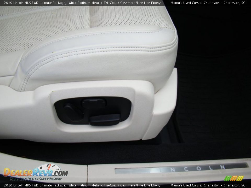2010 Lincoln MKS FWD Ultimate Package White Platinum Metallic Tri-Coat / Cashmere/Fine Line Ebony Photo #13