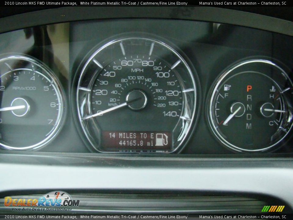 2010 Lincoln MKS FWD Ultimate Package White Platinum Metallic Tri-Coat / Cashmere/Fine Line Ebony Photo #33