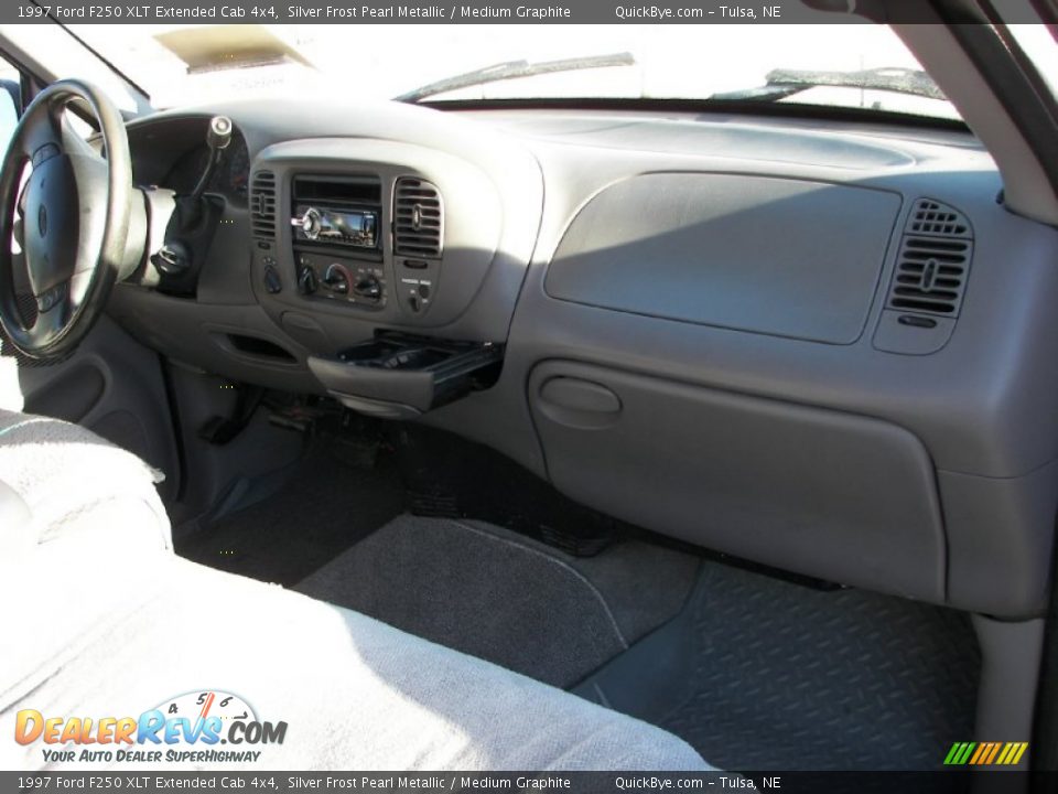 1997 Ford F250 XLT Extended Cab 4x4 Silver Frost Pearl Metallic / Medium Graphite Photo #12