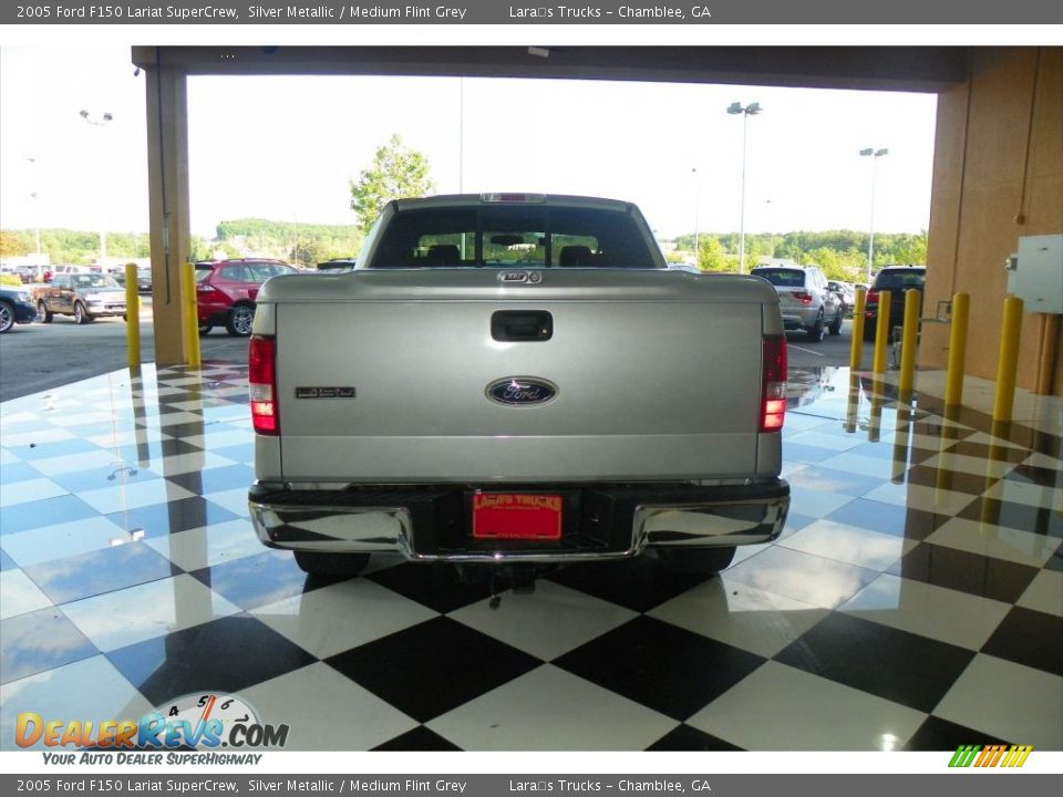 2005 Ford F150 Lariat SuperCrew Silver Metallic / Medium Flint Grey Photo #5