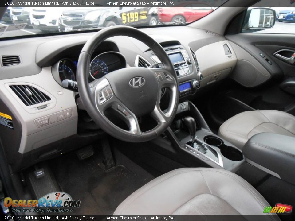 2010 Hyundai Tucson Limited Ash Black / Taupe Photo #9