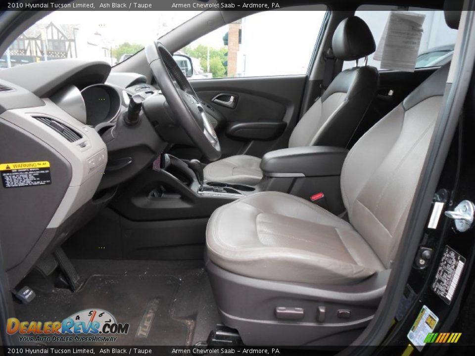 2010 Hyundai Tucson Limited Ash Black / Taupe Photo #10