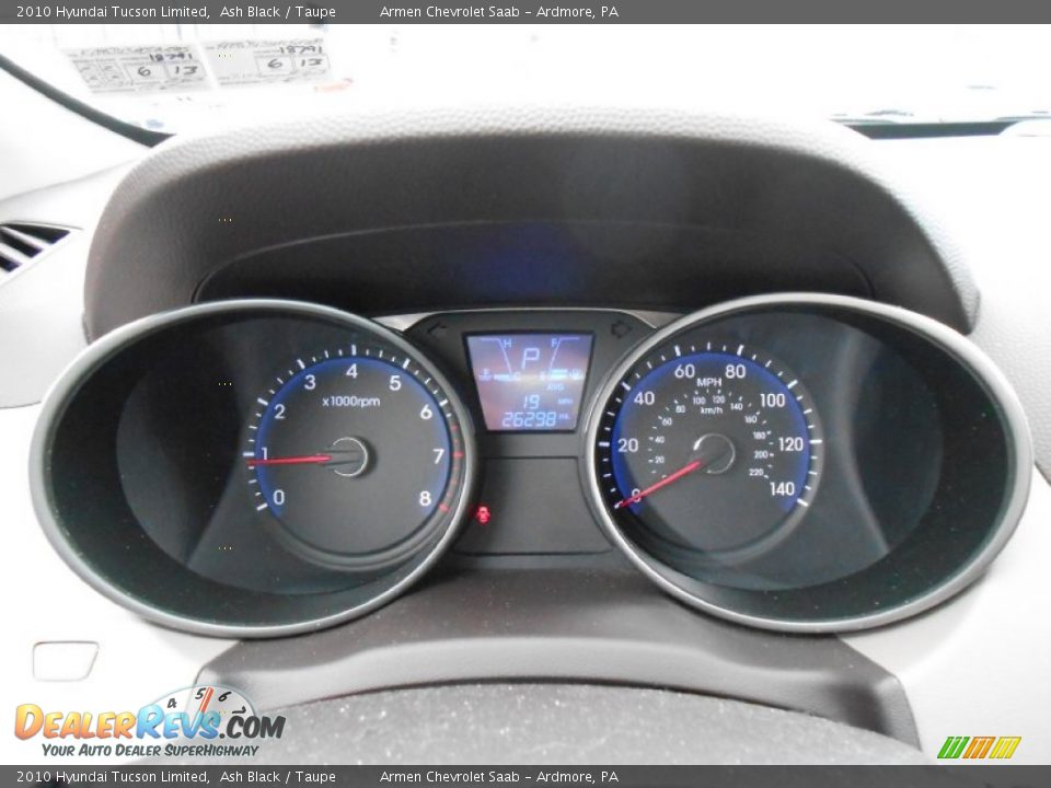 2010 Hyundai Tucson Limited Ash Black / Taupe Photo #24