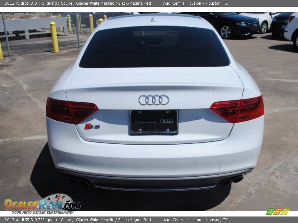 2013 Audi S5 3.0 TFSI quattro Coupe Glacier White Metallic / Black/Magma Red Photo #9