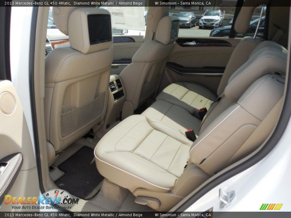 2013 Mercedes-Benz GL 450 4Matic Diamond White Metallic / Almond Beige Photo #8