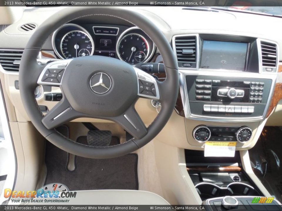 2013 Mercedes-Benz GL 450 4Matic Diamond White Metallic / Almond Beige Photo #9