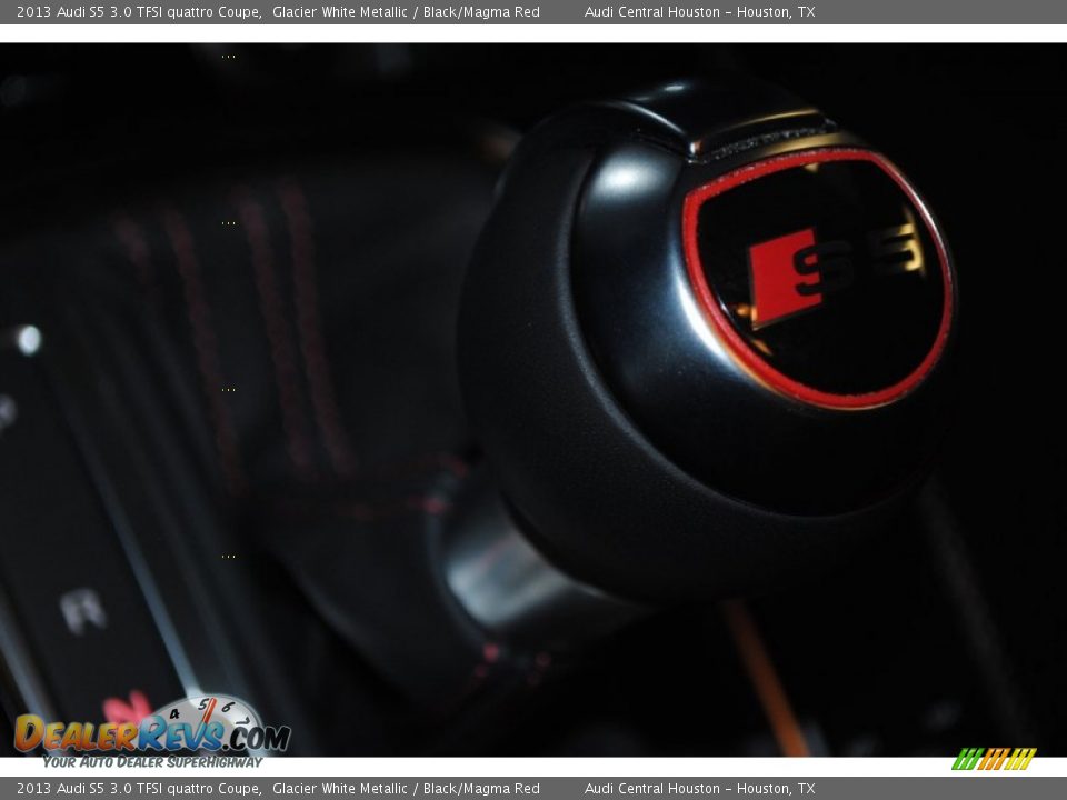 2013 Audi S5 3.0 TFSI quattro Coupe Glacier White Metallic / Black/Magma Red Photo #35