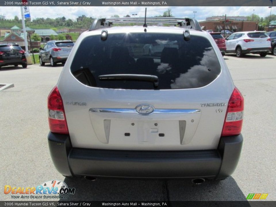 2006 Hyundai Tucson GLS V6 Sahara Silver / Gray Photo #8