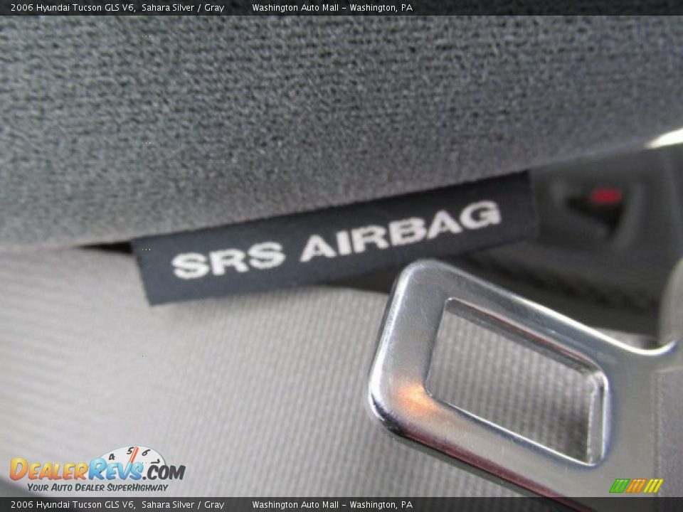 2006 Hyundai Tucson GLS V6 Sahara Silver / Gray Photo #13