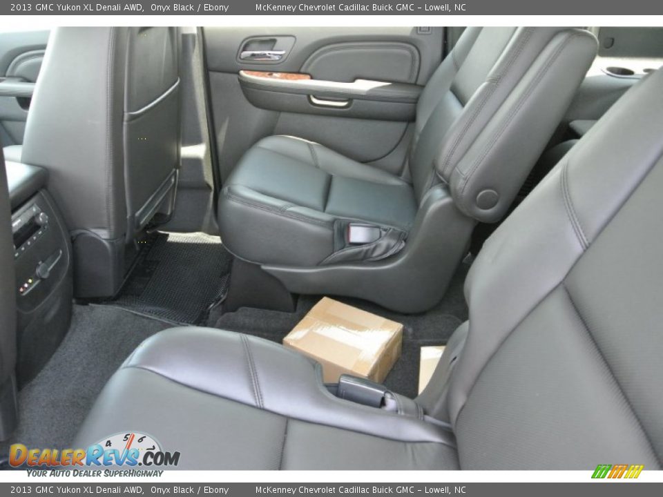 2013 GMC Yukon XL Denali AWD Onyx Black / Ebony Photo #16