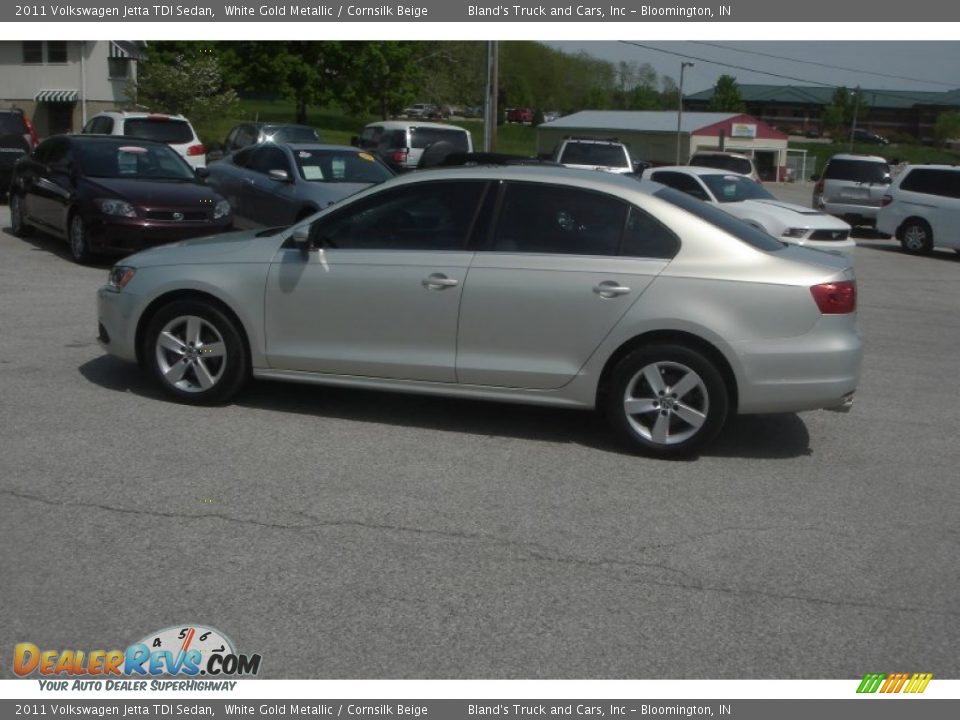 2011 Volkswagen Jetta TDI Sedan White Gold Metallic / Cornsilk Beige Photo #1