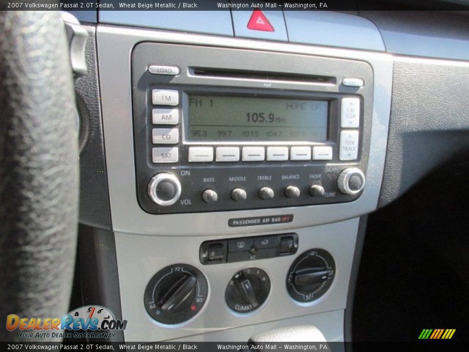 2007 Volkswagen Passat 2.0T Sedan Wheat Beige Metallic / Black Photo #13