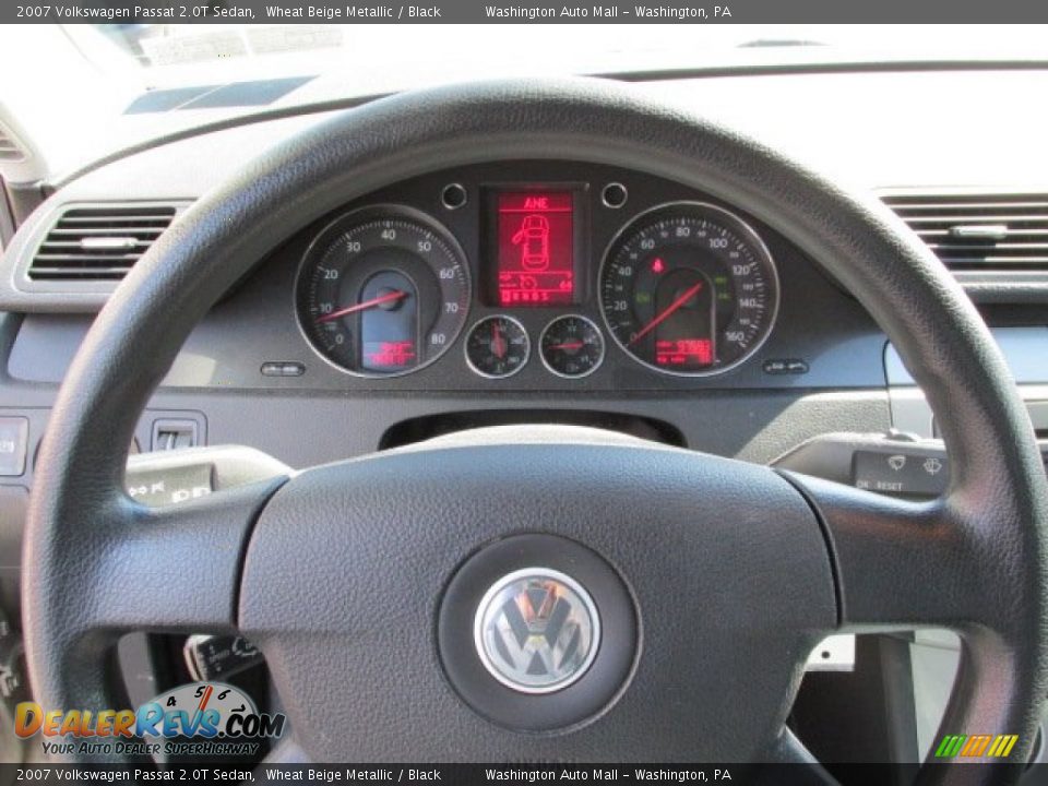 2007 Volkswagen Passat 2.0T Sedan Wheat Beige Metallic / Black Photo #15