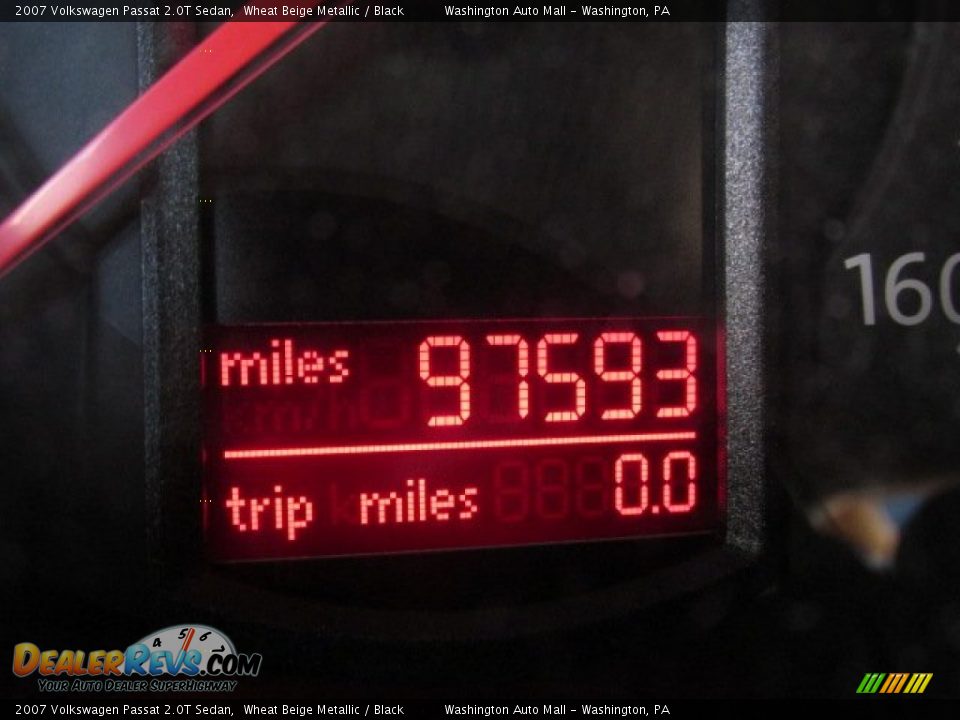 2007 Volkswagen Passat 2.0T Sedan Wheat Beige Metallic / Black Photo #20